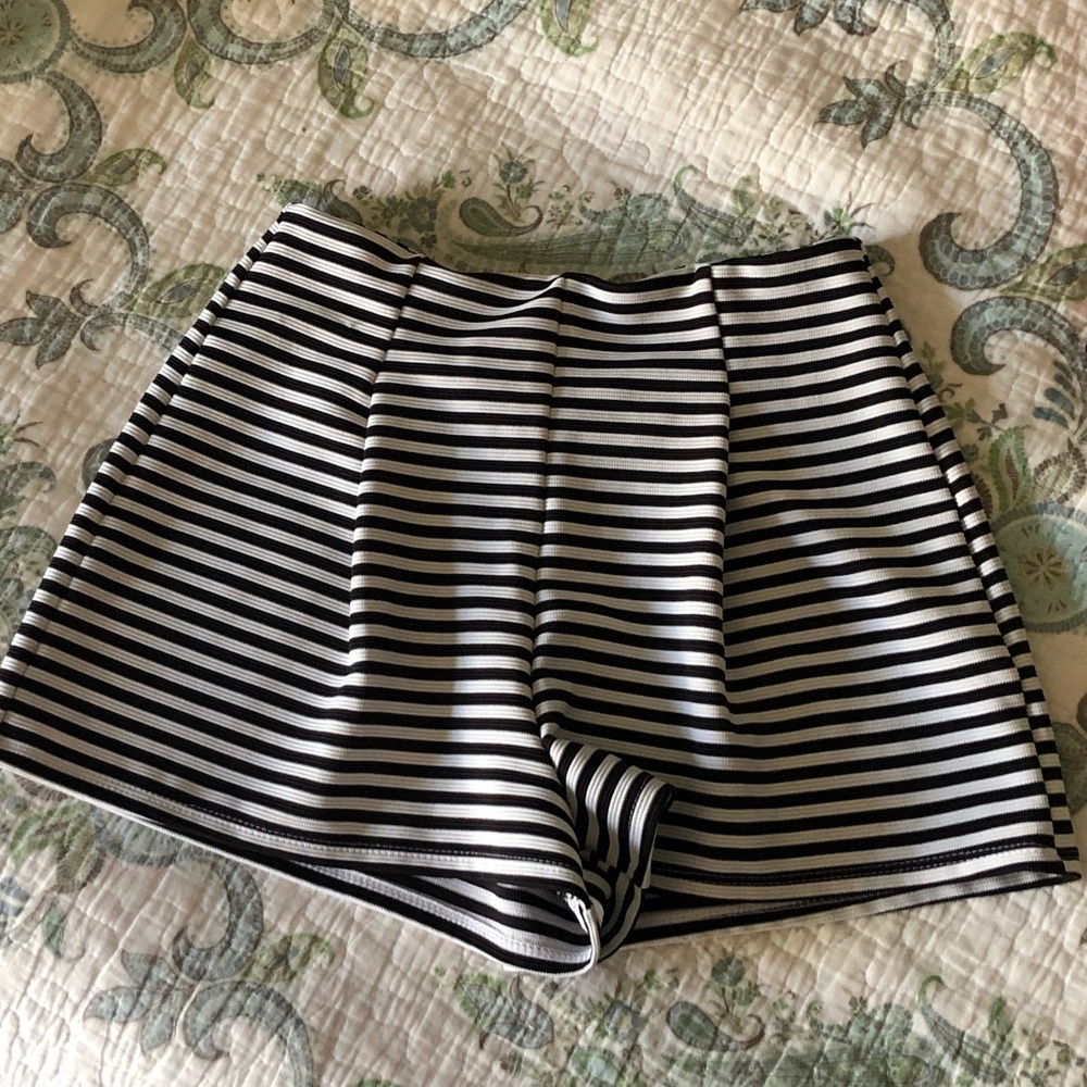 Miin Shorts